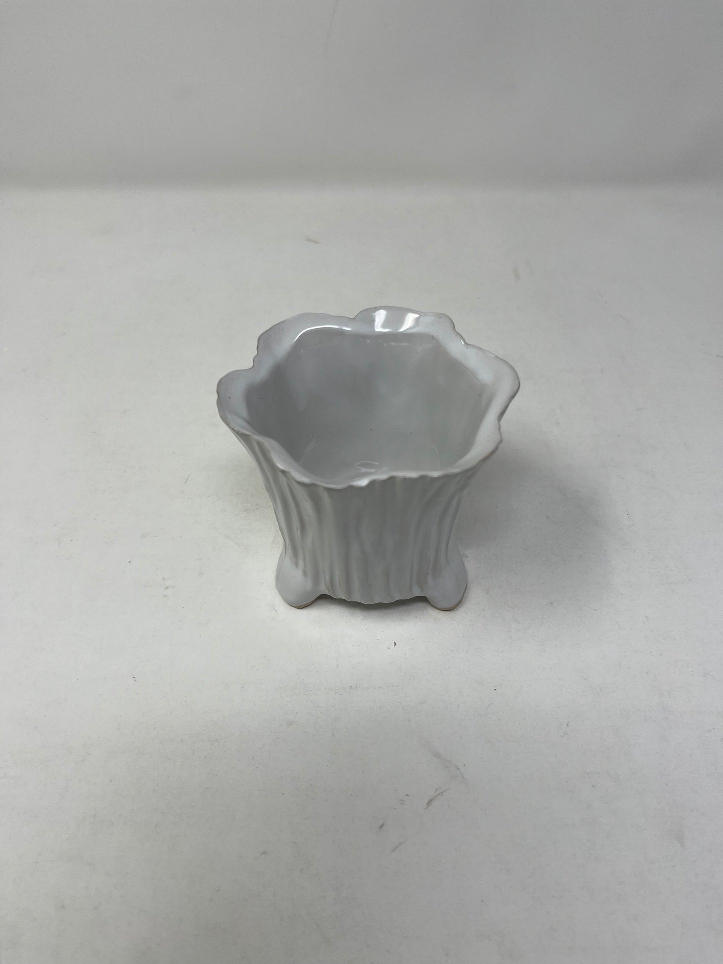 White Blossom Mini Vase (Small)