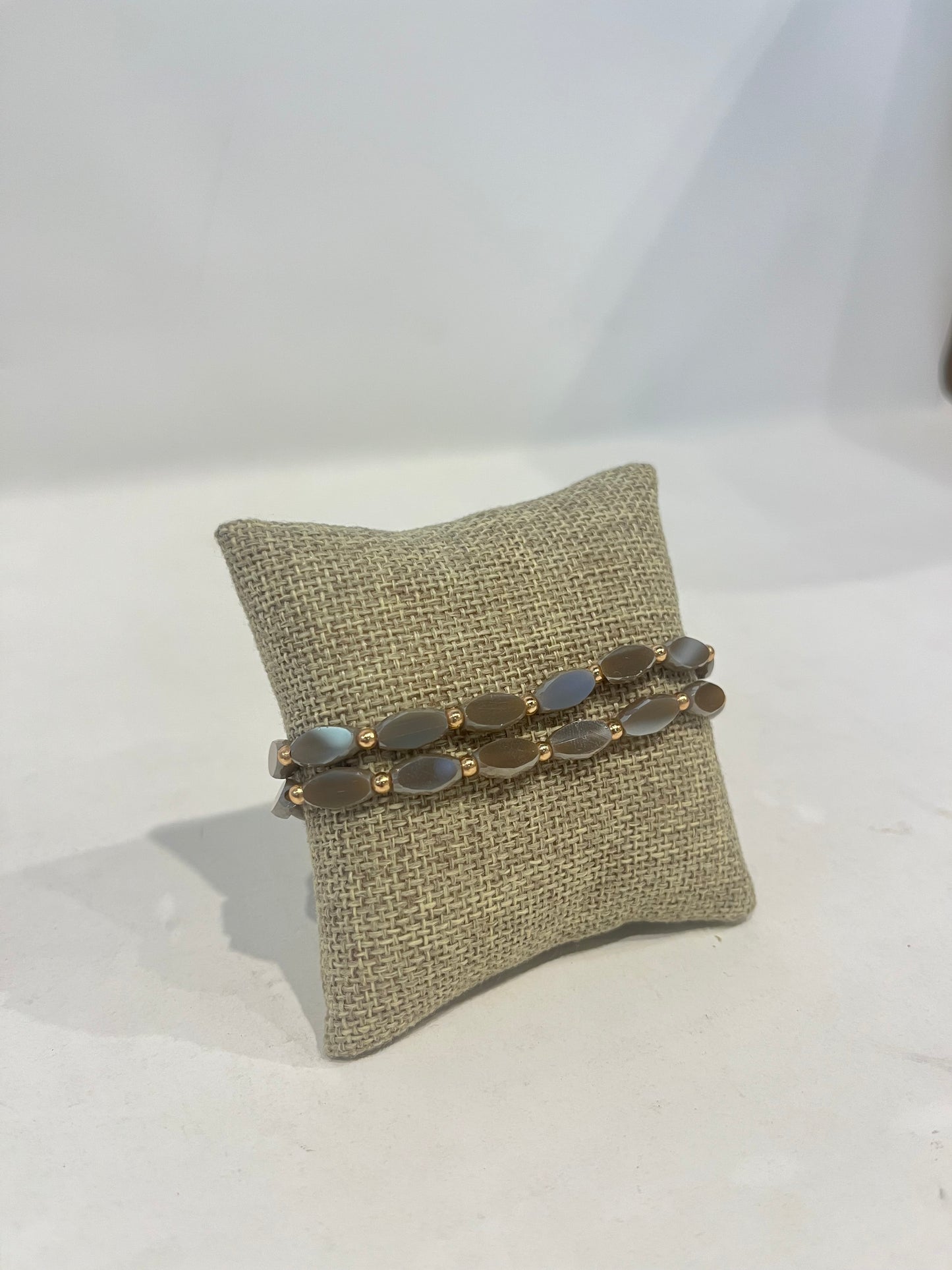 Soft Gleam Beaded Bracelet