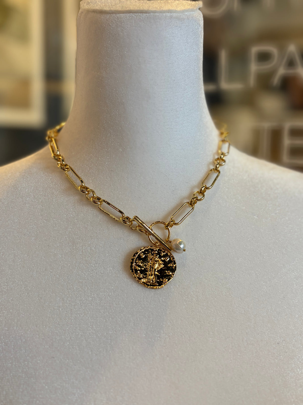 Coin and Pearl Gold Necklace