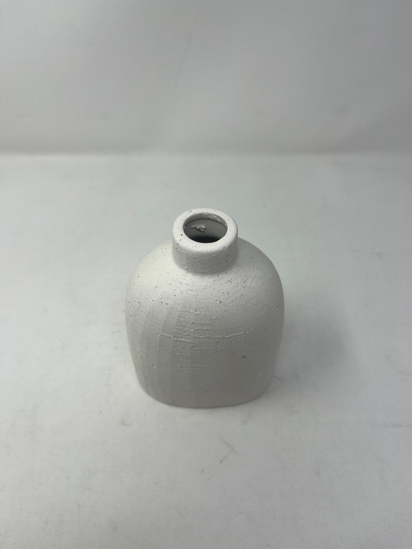 White Sands Spout Vase (Large)