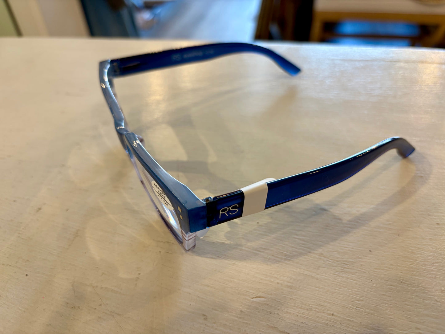 Blue & Purple Readers