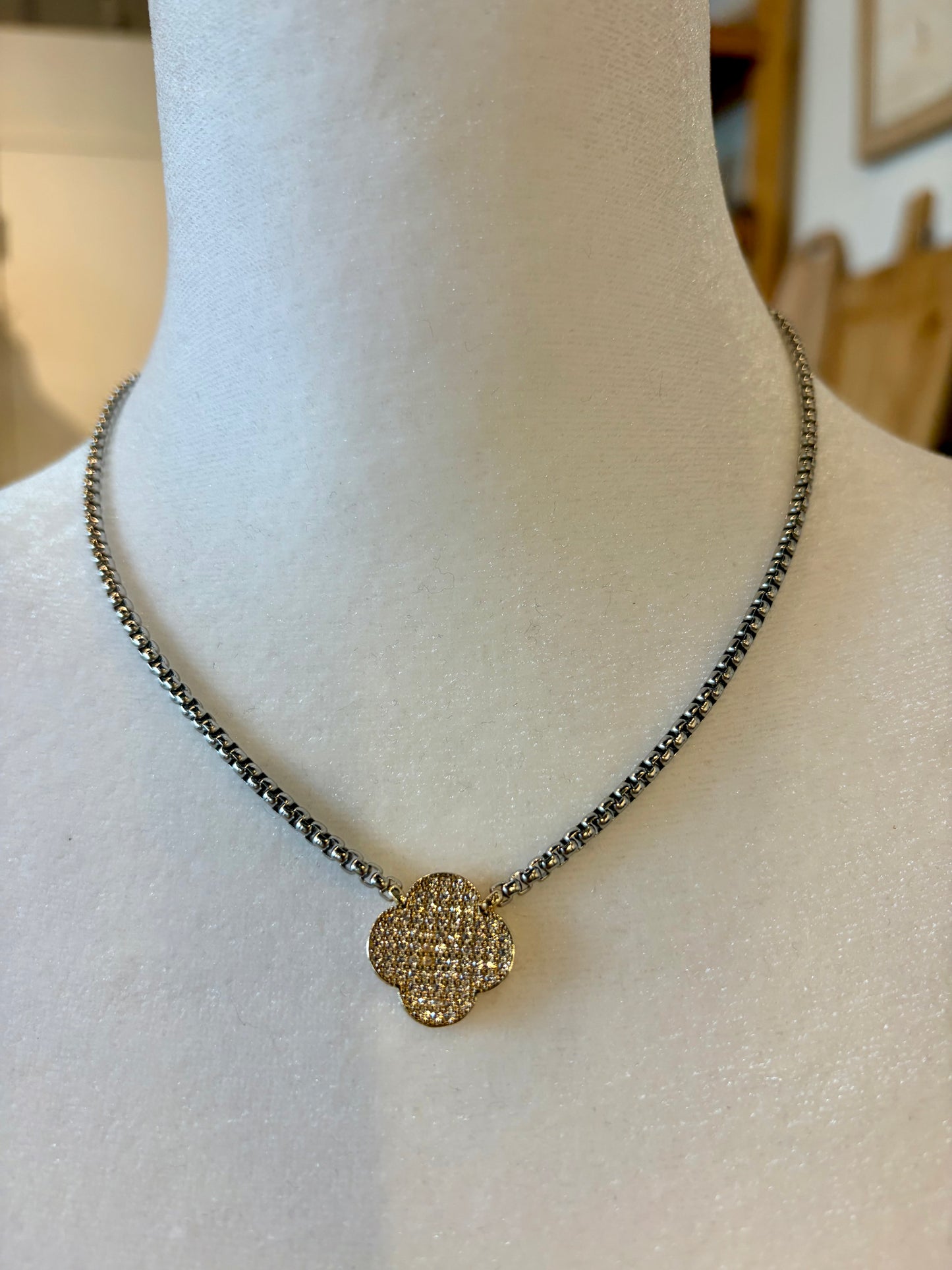 Two-Toned Clover Necklace
