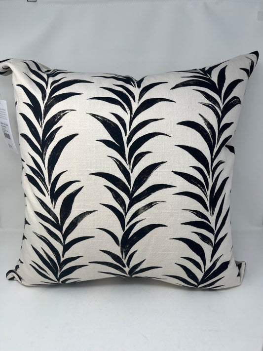 Alula Black & White Pillow (set of two)