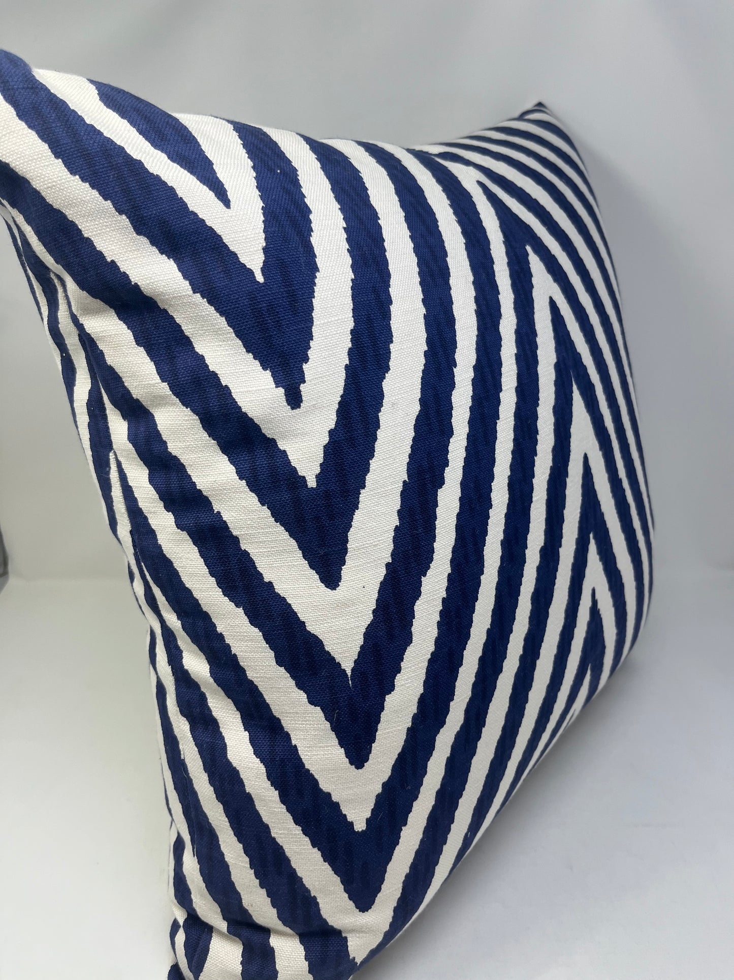 Navy Zig-Zag Striped Pillow (Set of 2)