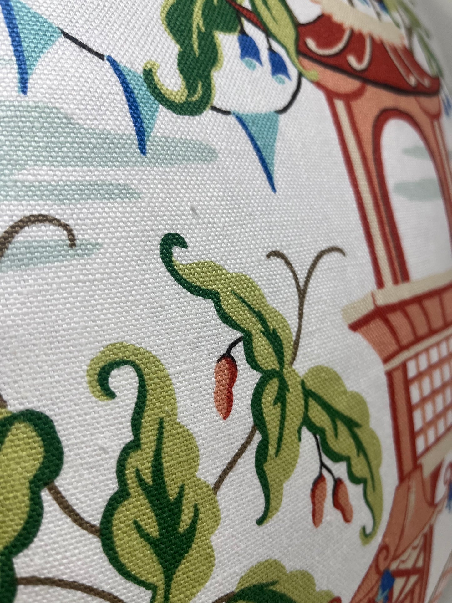 Oriental Scene Pillow (Set of 2)