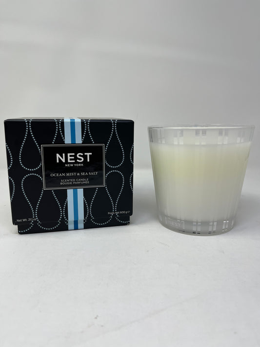 NEST Fragrances Ocean Mist & Sea Salt 3-wick Candle