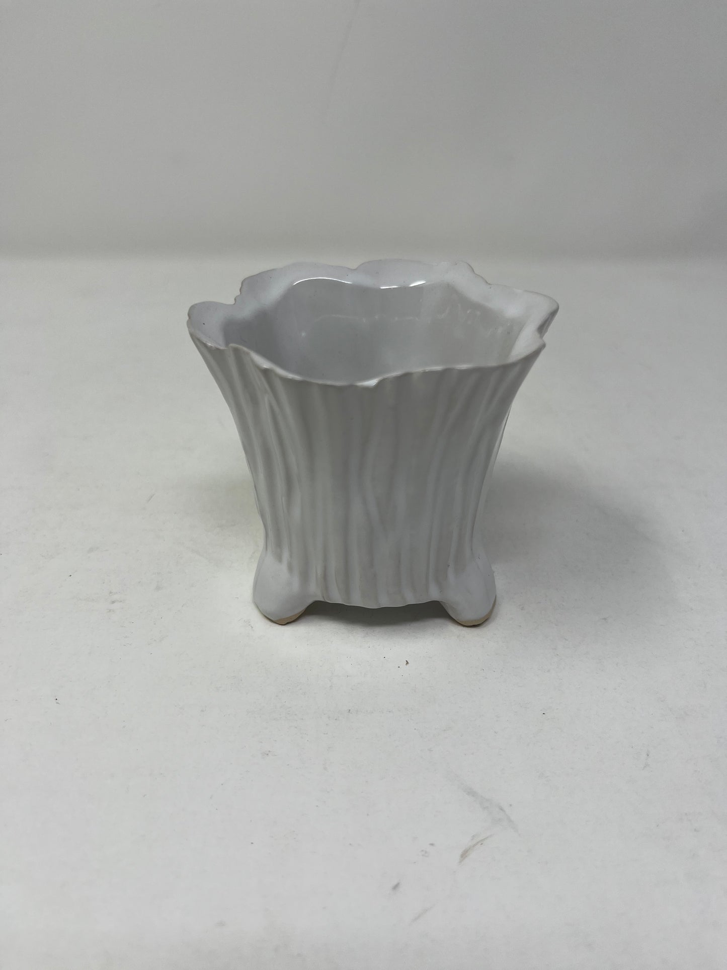 White Blossom Mini Vase (Small)
