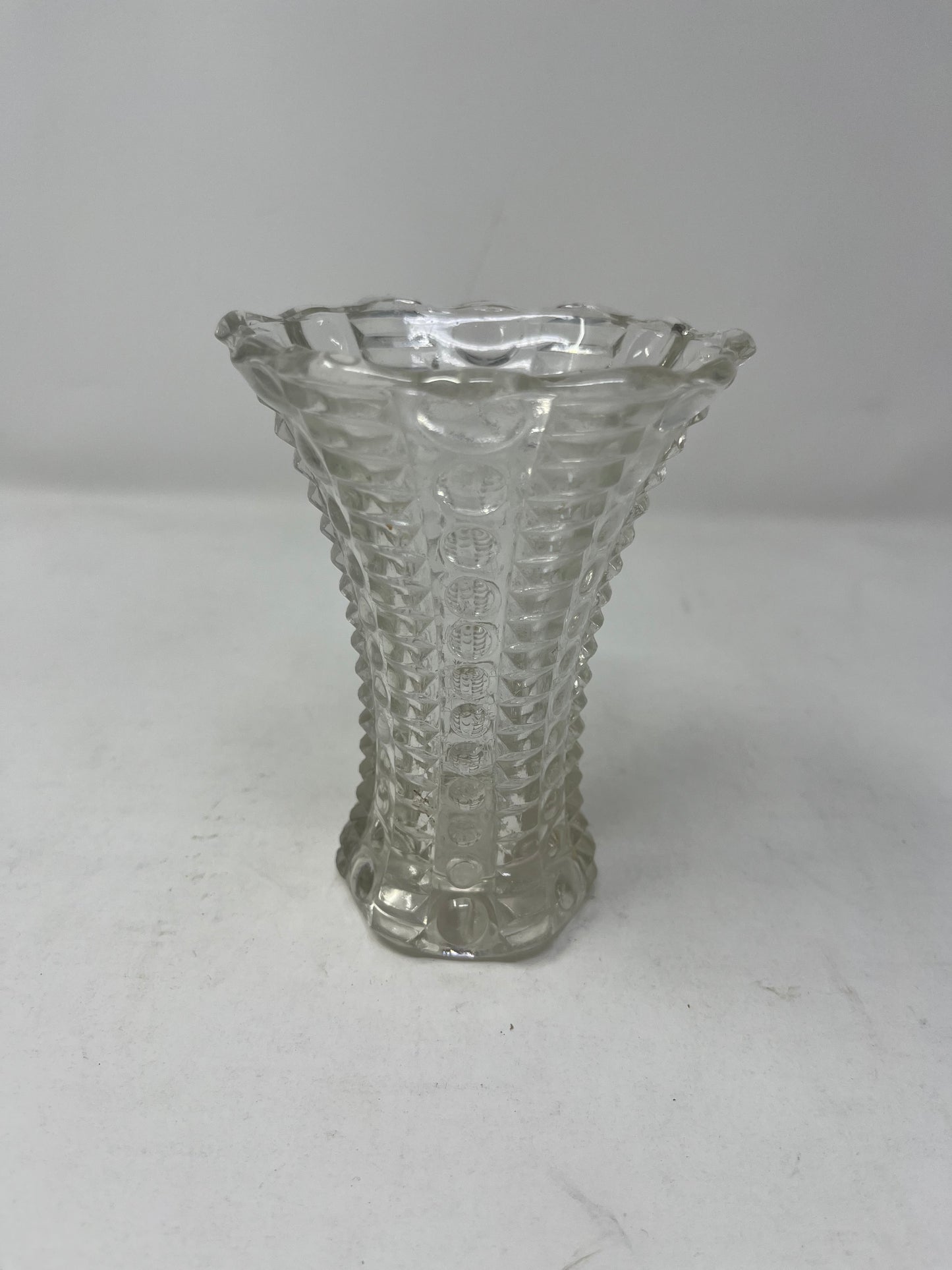 Honeycomb Flare Glass Vase