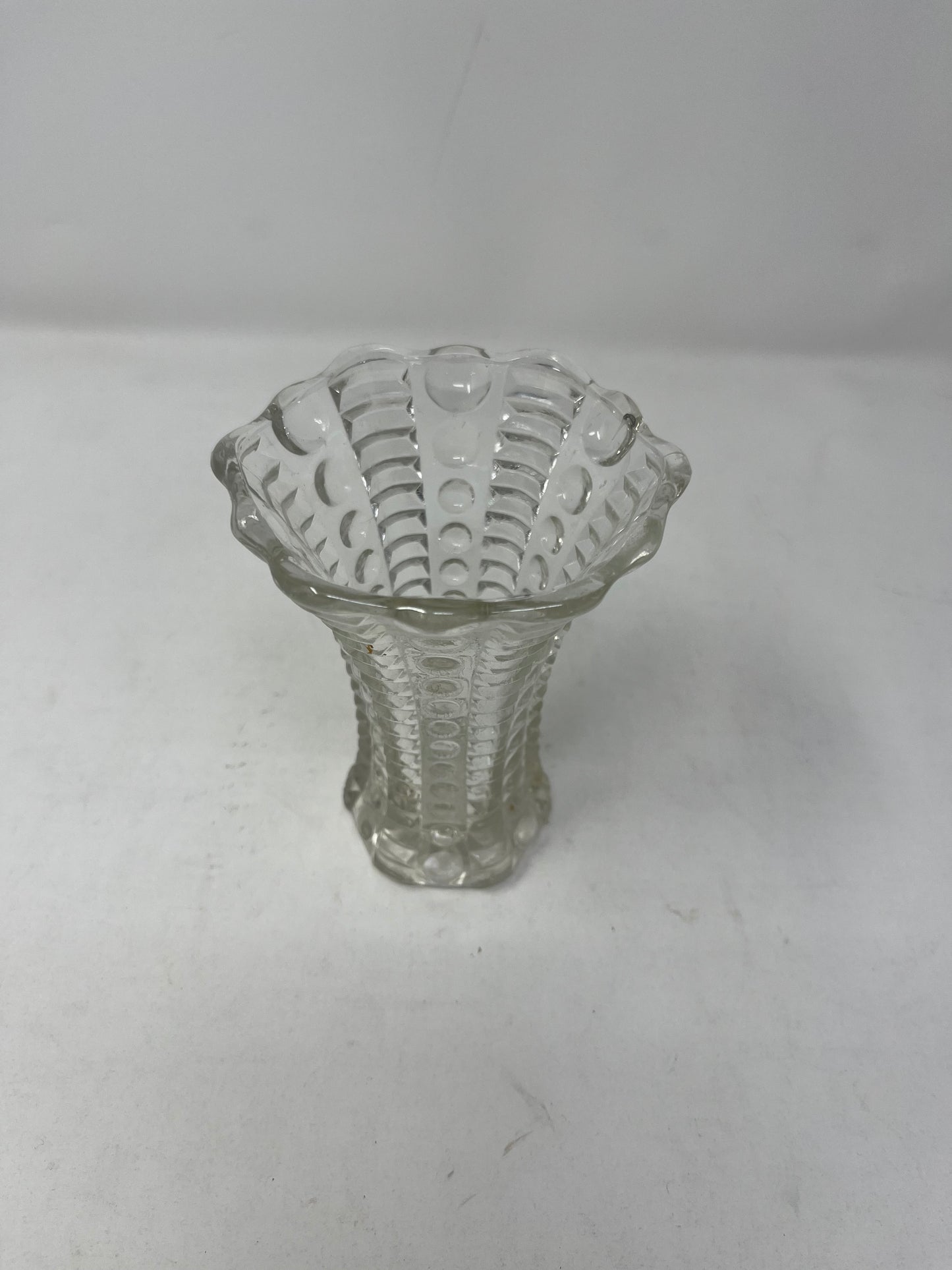 Honeycomb Flare Glass Vase