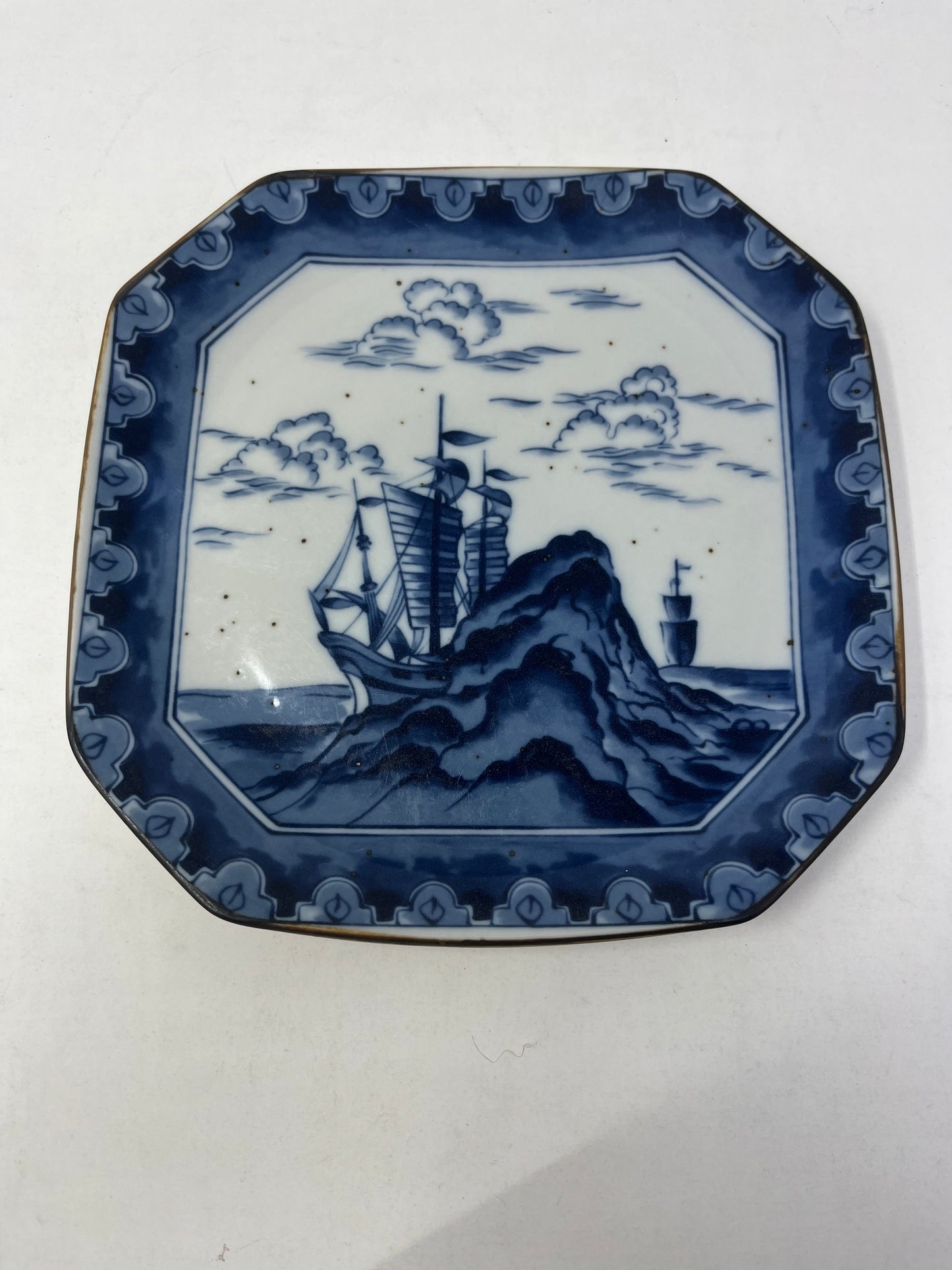 Empire Sea Plate (Set of 4)