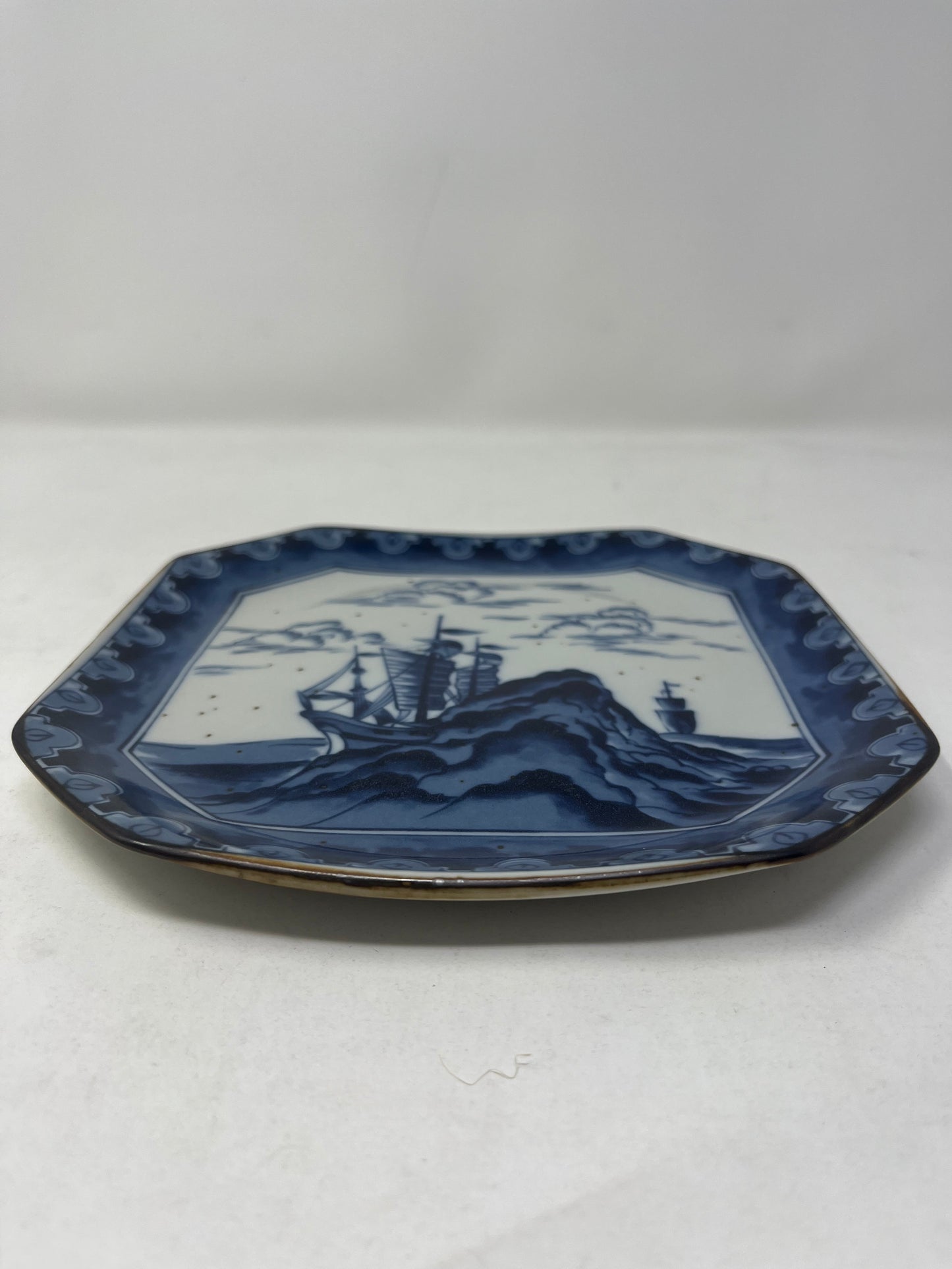 Empire Sea Plate (Set of 4)