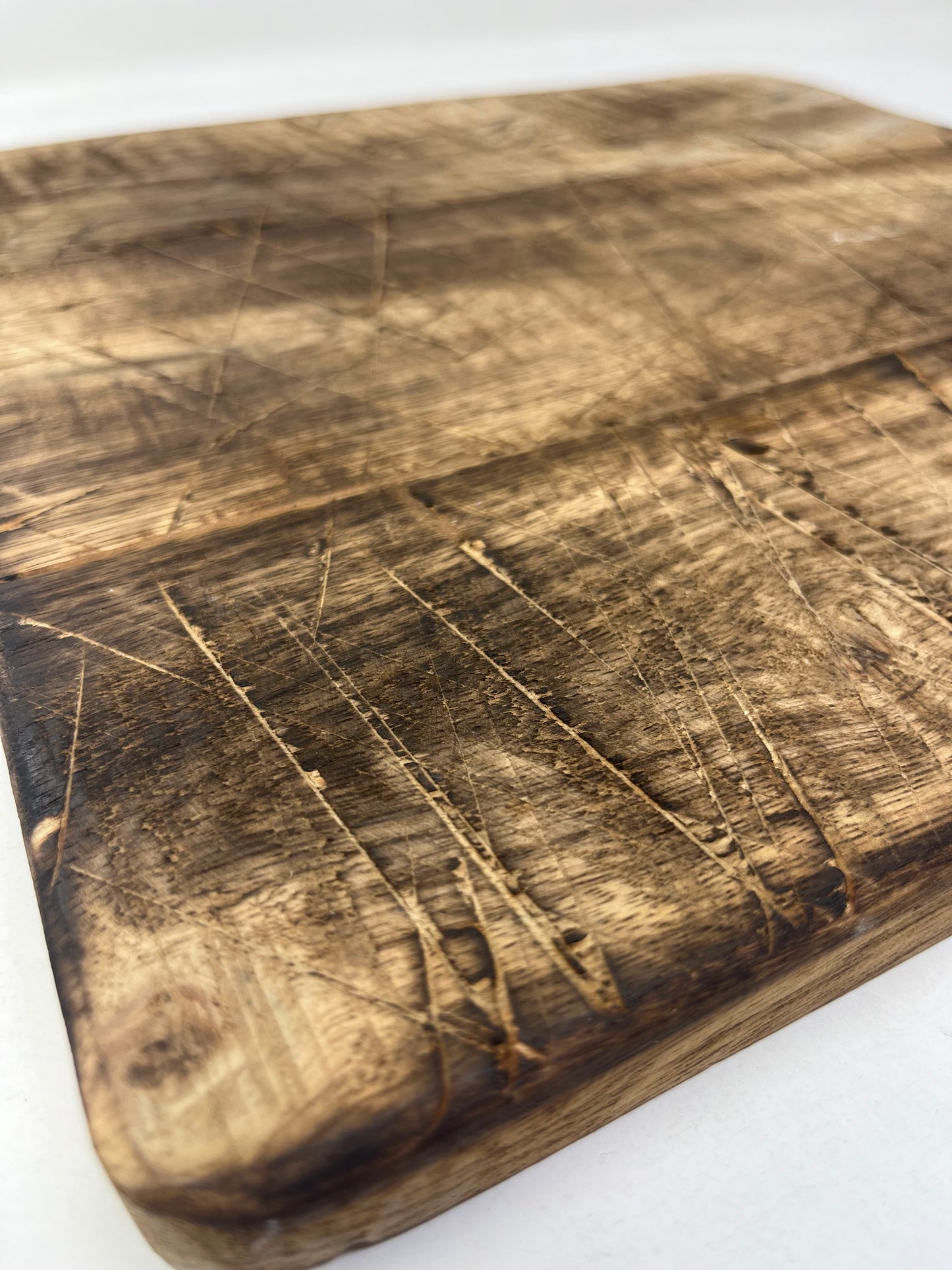 Rustic Carve Wooden Cutting Board (Large)