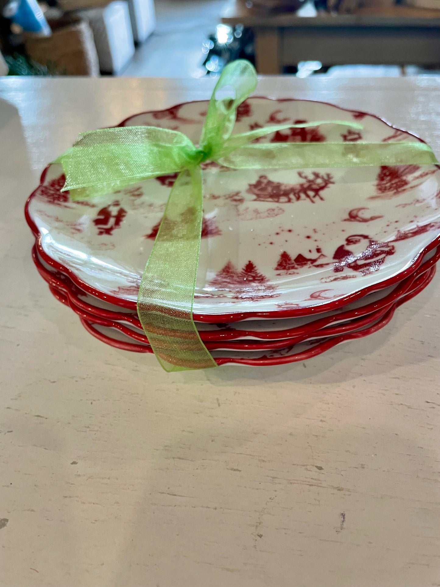 Holiday Plates (set of 4)