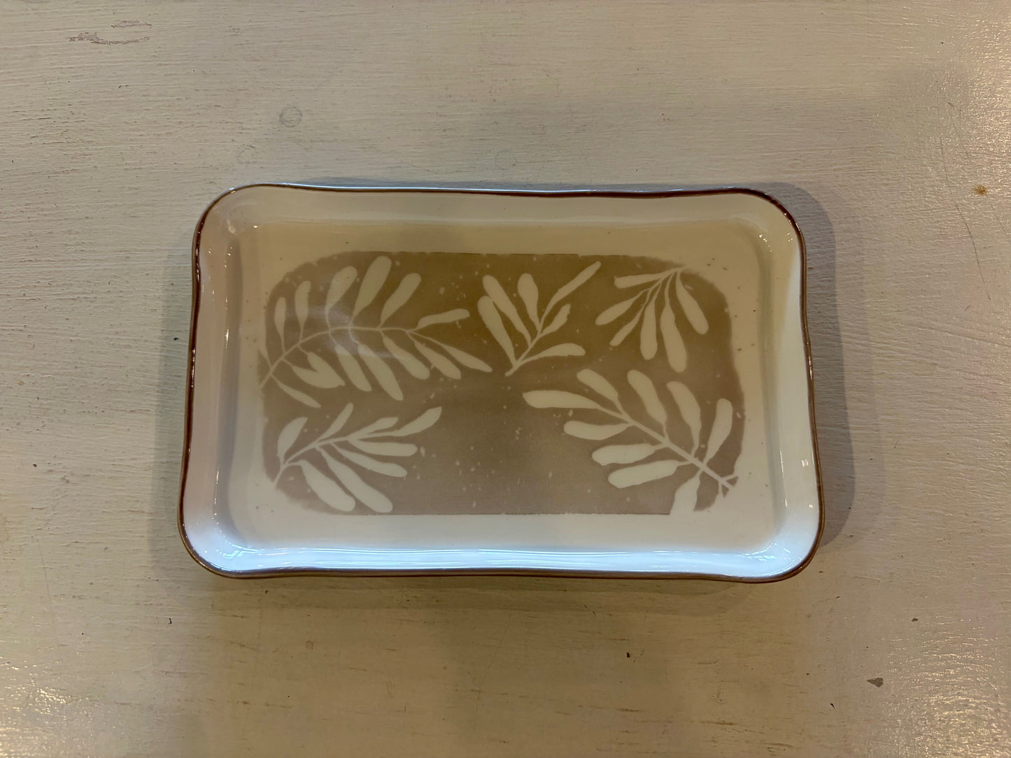 Gray & White Leaves Tray