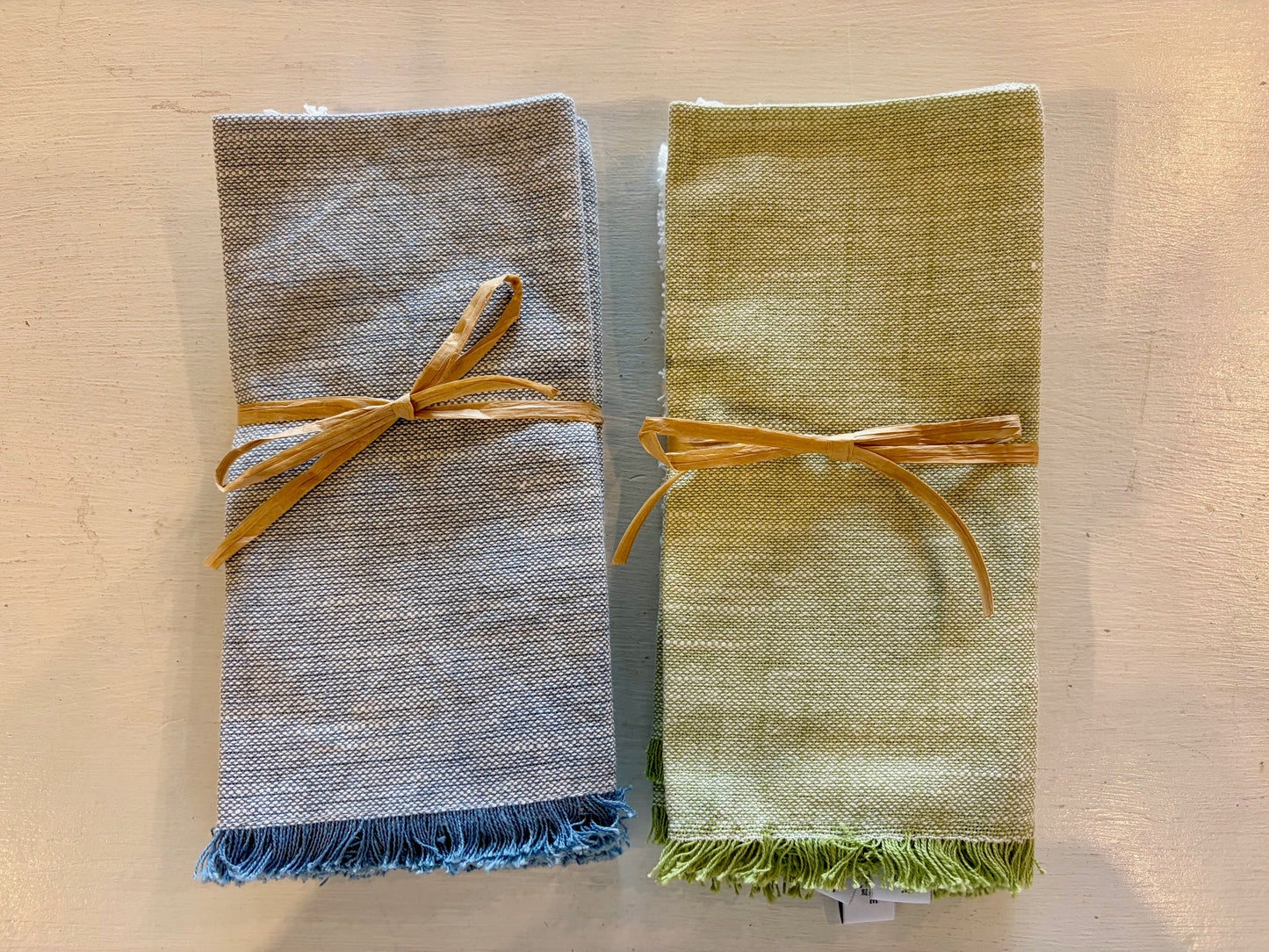 Set of 4 Solid Cloth Napkins