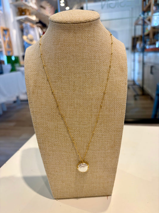 Classic Pearl Gold Necklace