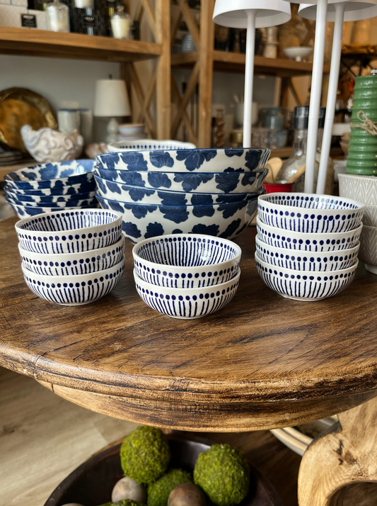 Sprout Stamped Pinch Bowl (Small)